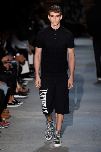 Fotoservizio/SS 2017/MEN/PORTS 1961/DP2/1