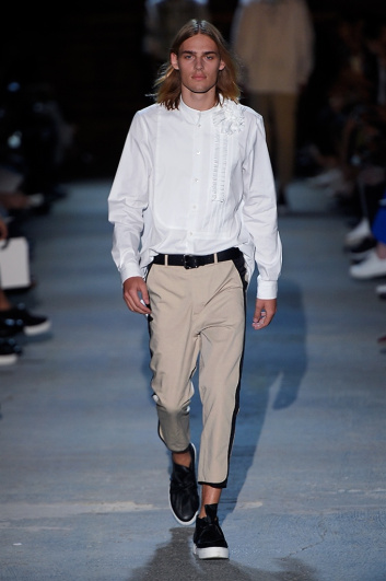Fotoservizio/SS 2017/MEN/PORTS 1961/DP2/10