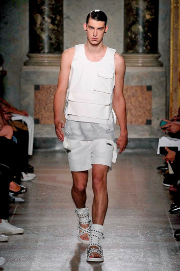 Fotoservizio/SS 2017/MEN/LES HOMMES/DP2/13
