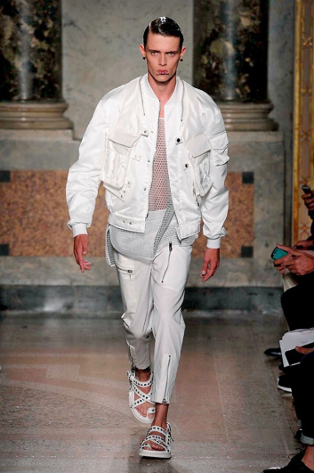 Fotoservizio/SS 2017/MEN/LES HOMMES/DP2/14