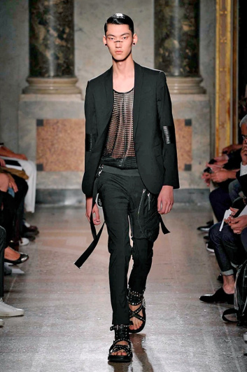 Fotoservizio/SS 2017/MEN/LES HOMMES/DP2/23