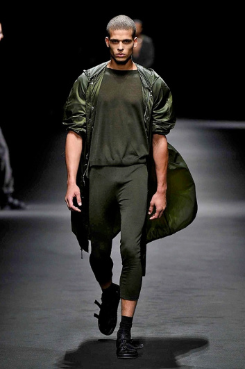 Fotoservizio/SS 2017/MEN/VERSACE/DP2/0