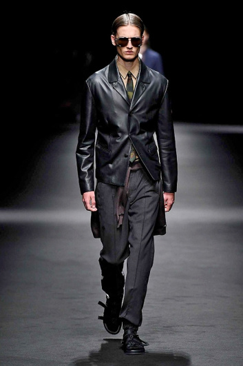 Fotoservizio/SS 2017/MEN/VERSACE/DP2/1