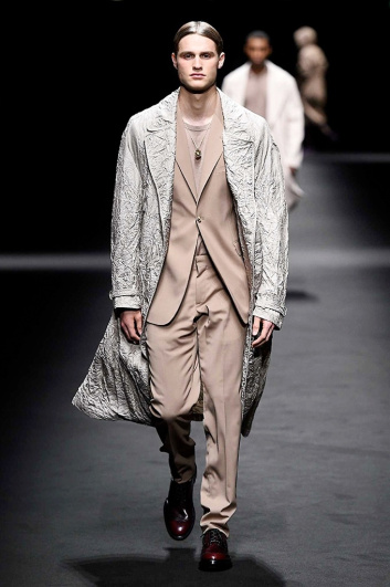 Fotoservizio/SS 2017/MEN/VERSACE/DP2/0