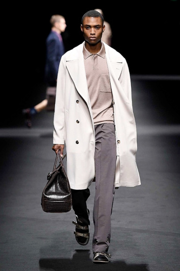 Fotoservizio/SS 2017/MEN/VERSACE/DP2/1