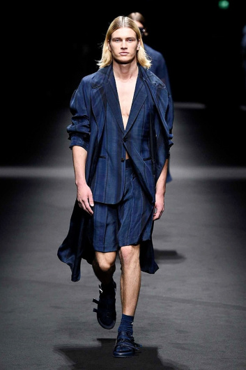 Fotoservizio/SS 2017/MEN/VERSACE/DP2/10
