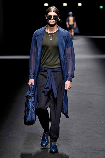 Fotoservizio/SS 2017/MEN/VERSACE/DP2/0