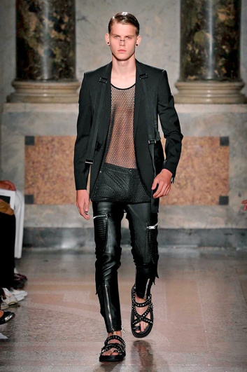 Fotoservizio/SS 2017/MEN/LES HOMMES/DP2/7