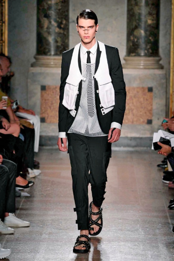 Fotoservizio/SS 2017/MEN/LES HOMMES/DP2/9