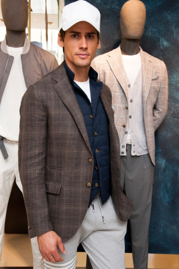 Fotoservizio/SS 2017/MEN/ELEVENTY/DP2/24