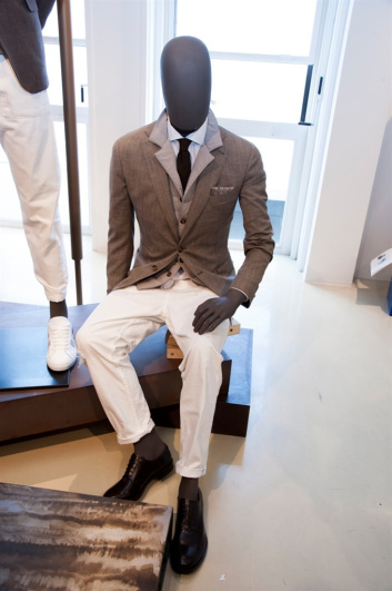 Fotoservizio/SS 2017/MEN/ELEVENTY/DP2/31