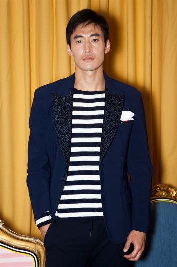 Fotoservizio/SS 2017/MEN/ERMANNO SCERVINO/DP2/18