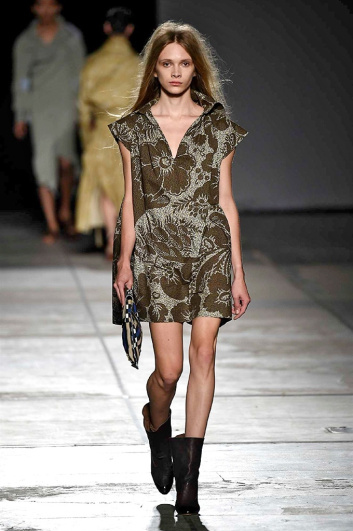 Fotoservizio/SS 2017/MEN/VIVIENNE WESTWOOD/DP2/1