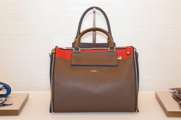 Fotoservizio/SS 2017/MEN/FURLA/DP2/35