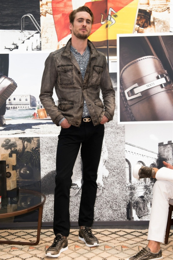 Fotoservizio/SS 2017/MEN/TOD'S/DP2/86