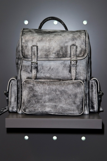 Fotoservizio/SS 2017/MEN/TOD'S/DP2/102