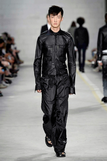 Fotoservizio/SS 2017/MEN/DIESEL BLACK GOLD/DP2/1