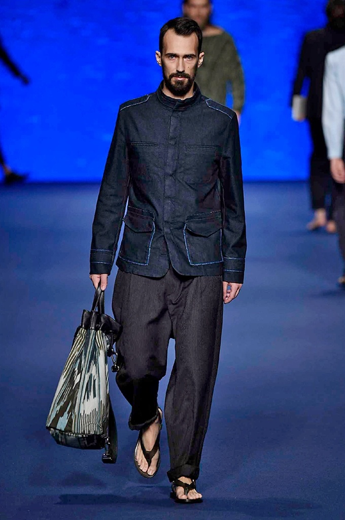 Fotoservizio/SS 2017/MEN/ETRO/DP2/11