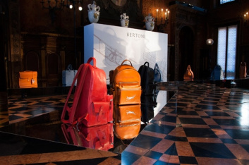 Fotoservizio/SS 2017/MEN/BERTONI 1949/DP2/3
