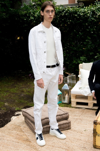 Fotoservizio/SS 2017/MEN/DONDUP/DP2/40