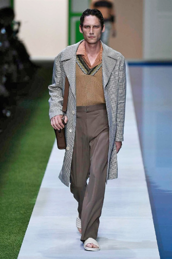 Fotoservizio/SS 2017/MEN/FENDI/DP2/0