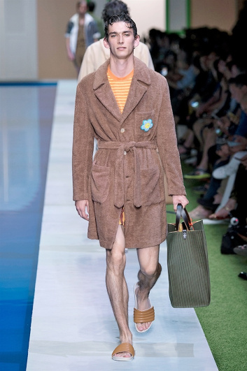 Fotoservizio/SS 2017/MEN/FENDI/DP2/13