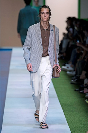 Fotoservizio/SS 2017/MEN/FENDI/DP2/21