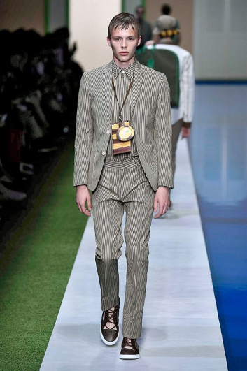 Fotoservizio/SS 2017/MEN/FENDI/DP2/26