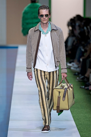 Fotoservizio/SS 2017/MEN/FENDI/DP2/27