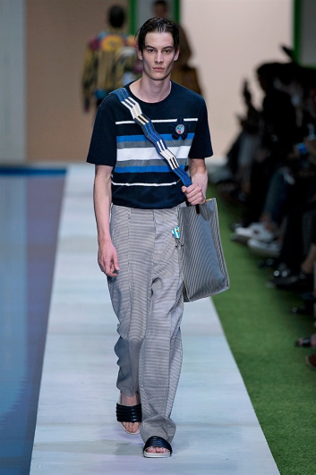 Fotoservizio/SS 2017/MEN/FENDI/DP2/33