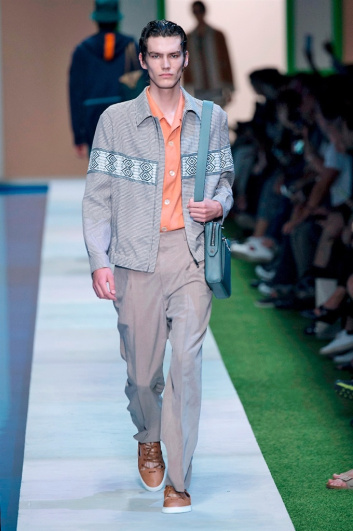 Fotoservizio/SS 2017/MEN/FENDI/DP2/49