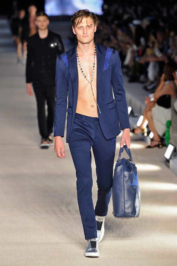 Fotoservizio/SS 2017/MEN/DIRK BIKKEMBERGS/DP2/6