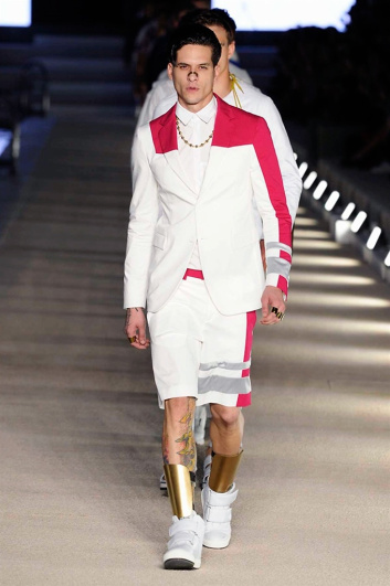 Fotoservizio/SS 2017/MEN/DIRK BIKKEMBERGS/DP2/11
