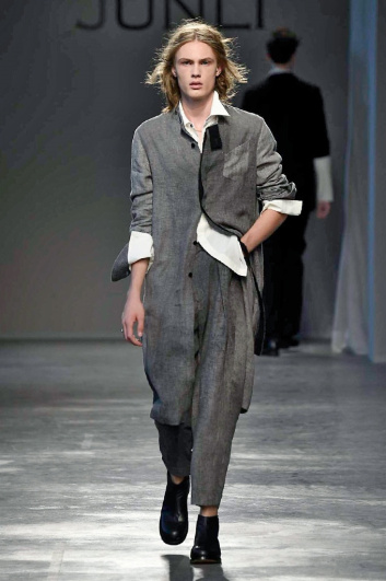 Fotoservizio/SS 2017/MEN/JUN LI SUPPORTED BY CNMI/DP2/4