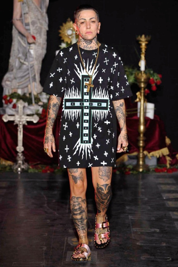 Fotoservizio/SS 2017/WOMEN/FAUSTO PUGLISI/DP2/1
