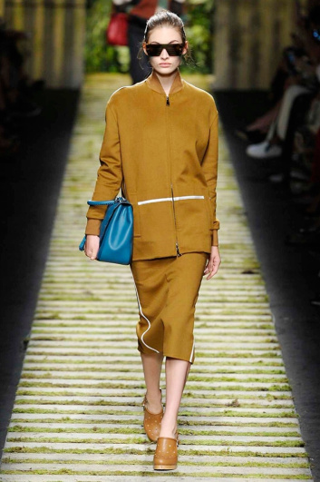 Fotoservizio/SS 2017/WOMEN/MAX MARA/DP2/3