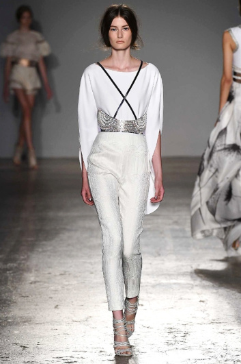 Fotoservizio/SS 2017/WOMEN/GENNY/DP2/1