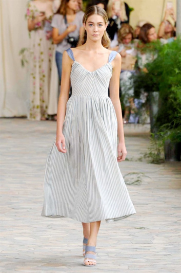 Fotoservizio/SS 2017/WOMEN/LUISA BECCARIA/DP2/1