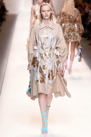 Fotoservizio/SS 2017/WOMEN/FENDI/DP2/2
