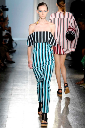 Fotoservizio/SS 2017/WOMEN/PORTS 1961/DP2/7