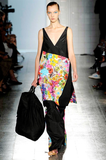 Fotoservizio/SS 2017/WOMEN/PORTS 1961/DP2/9