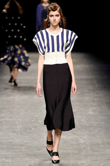 Fotoservizio/SS 2017/WOMEN/ANTEPRIMA/DP2/4
