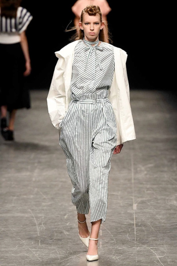 Fotoservizio/SS 2017/WOMEN/ANTEPRIMA/DP2/6