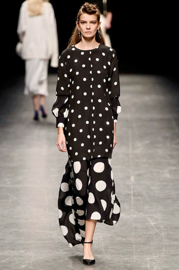 Fotoservizio/SS 2017/WOMEN/ANTEPRIMA/DP2/0