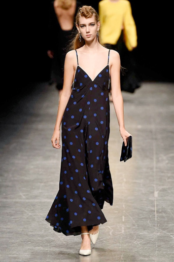 Fotoservizio/SS 2017/WOMEN/ANTEPRIMA/DP2/6