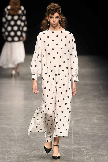 Fotoservizio/SS 2017/WOMEN/ANTEPRIMA/DP2/6