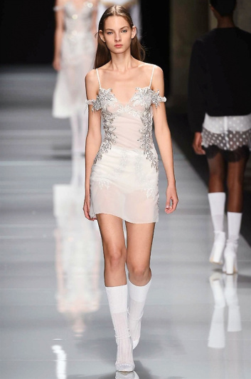 Fotoservizio/SS 2017/WOMEN/FRANCESCO SCOGNAMIGLIO/DP2/1