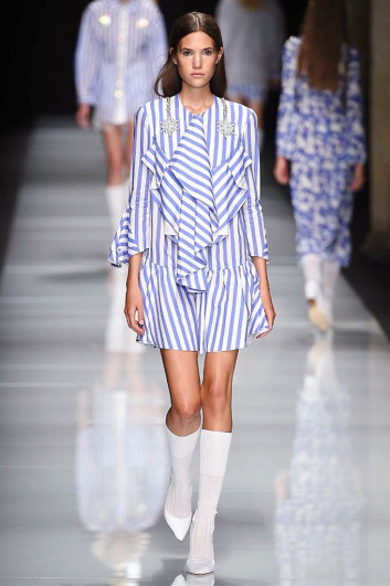 Fotoservizio/SS 2017/WOMEN/FRANCESCO SCOGNAMIGLIO/DP2/4