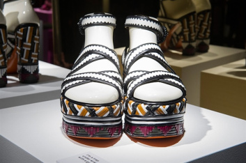 Fotoservizio/SS 2017/WOMEN/SANTONI/DP2/70