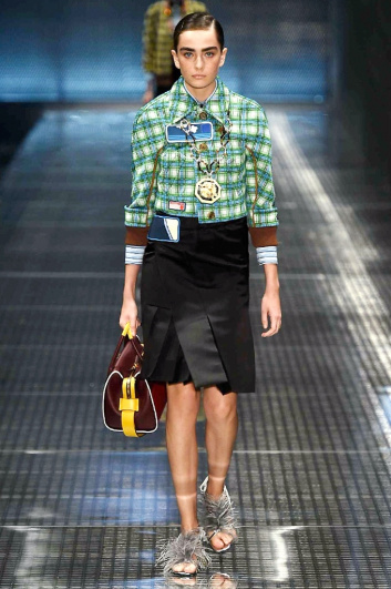 Fotoservizio/SS 2017/WOMEN/PRADA/DP2/6